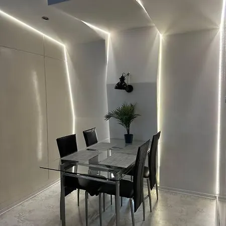 P-122 Piotrkowska Apartment. Lodž Exteriér fotografie