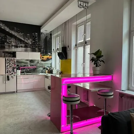 P-122 Piotrkowska Apartment. Lodž Exteriér fotografie