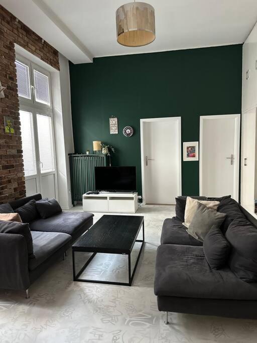 P-122 Piotrkowska Apartment. * Łódź