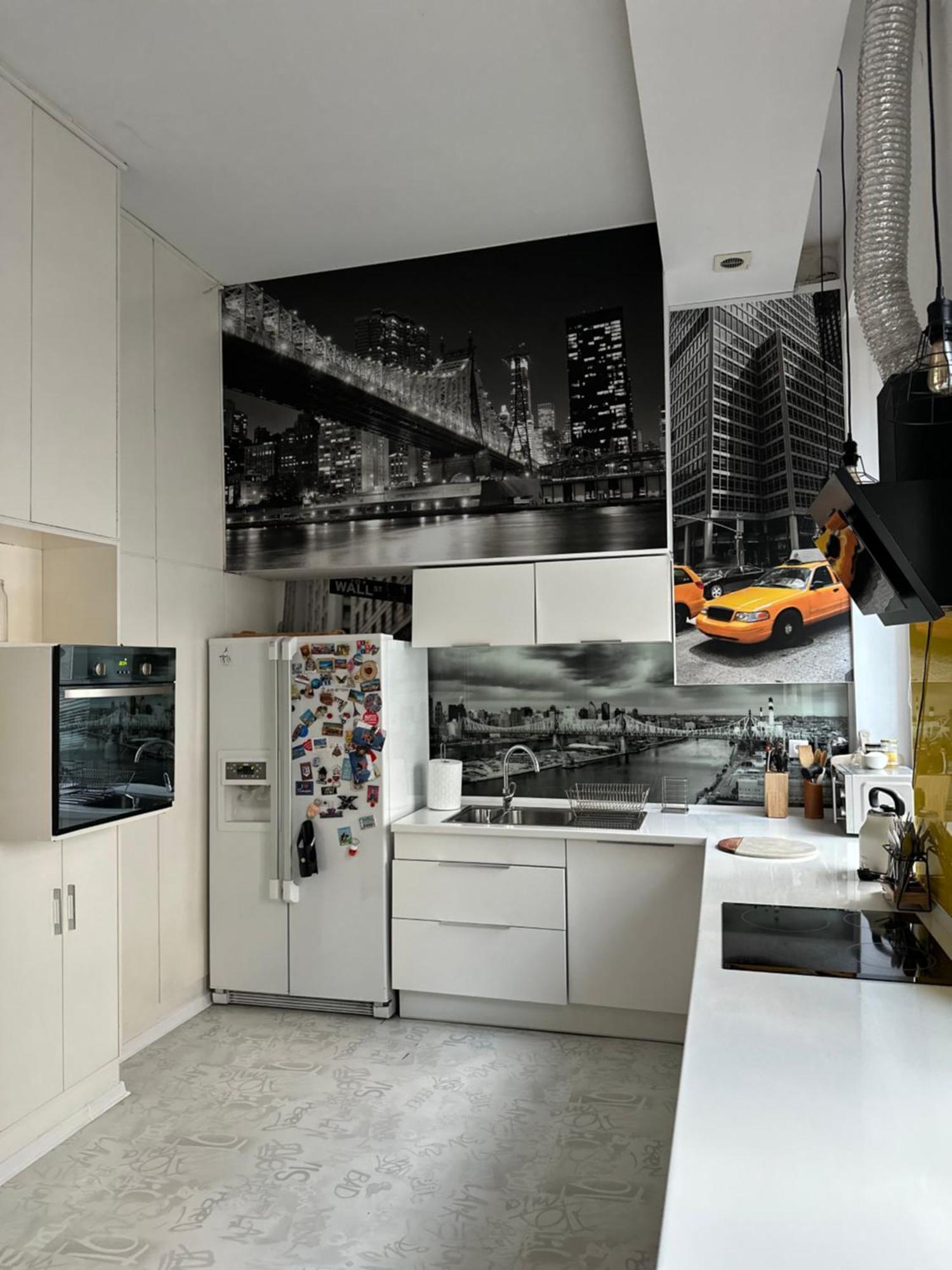 P-122 Piotrkowska Apartment. *